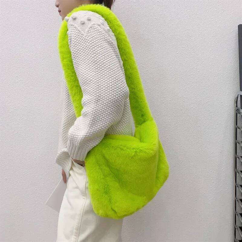 Soft Faux Fur Ladies Messenger Bags Fashion Large Capacity Plush Women's Shoulder Bag Simple Solid Color Female Fluffy Handbags