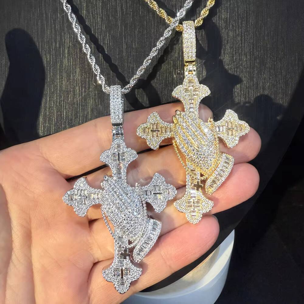 Custom Style New Iced Out Bling Rectangular Cz Jewelry Hip Hop Praying Hands Cross Shape Pendant Necklace