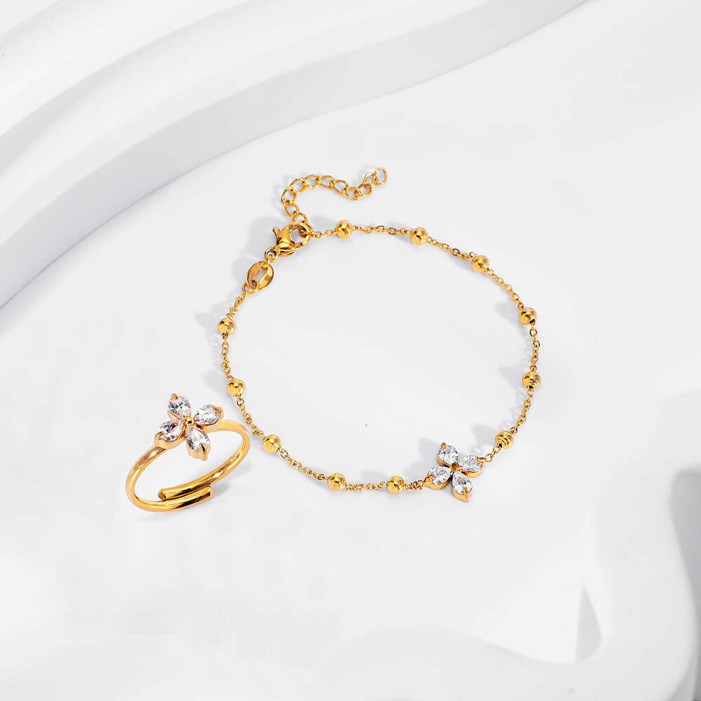 New Ins Fashion Light Luxury Elegant Zircon Women's Bracelet Niche High-end Titanium Steel Non-fading Jewelry Set