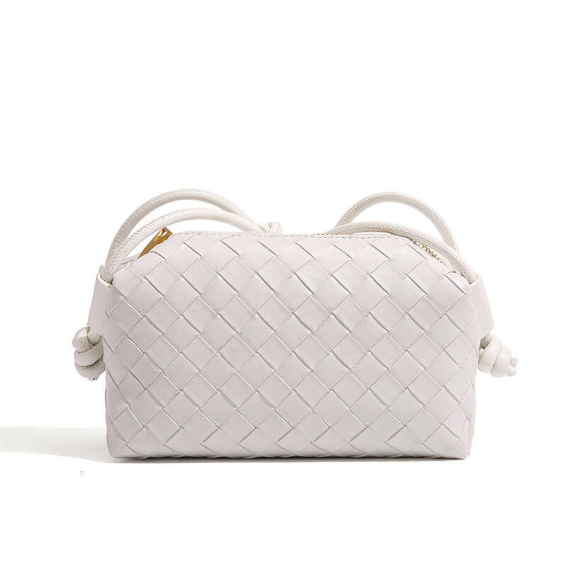 Hot Selling Woven Knot Crossbody Small Square Bag Light Luxury Single Shoulder