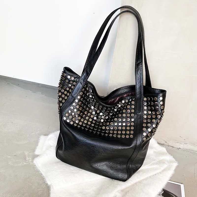 Fashion Tote Bag New Large Capacity Shopping Bag Womens Bag Womens Handheld Single Shoulder Underarm Bag Z250911