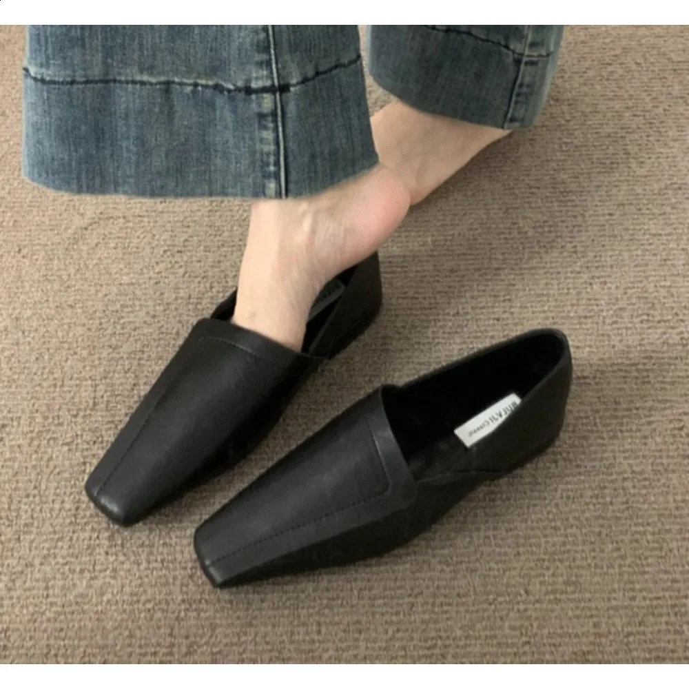 Flat Loafers Shoes Elegant Leather Square Toe Soft 2026 Trend Winter Walking Comfort Chaussures Femme 250910