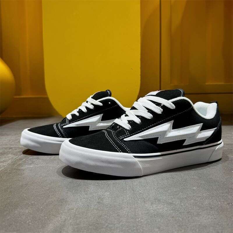 2025 Spring and Autumn New Revenge Storm Lightning Fashion Versatile Vintage Dirty Sneakers Men's Bread Board Shoes
