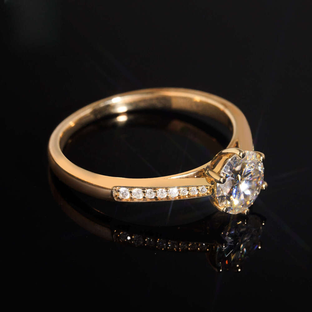 Classic 1Carat Round Brillant Cut 10K Solid Gold Engagement Women Elegant Moissanite Ring Band