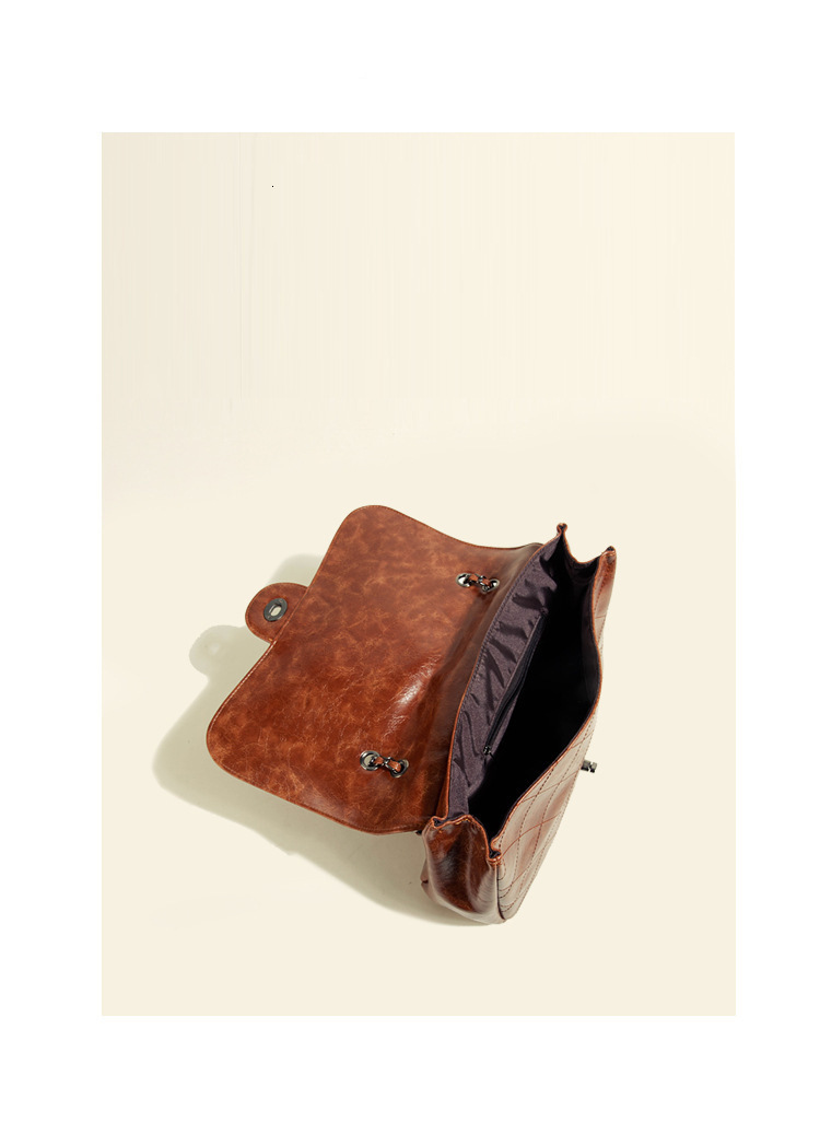 Free Shipping Designer Bag Women's OL Bag Fashion Retro Large Capacity Quilted Chain Bag New Single Shoulder Luxury Bag Commuter Underarm Bag Wom