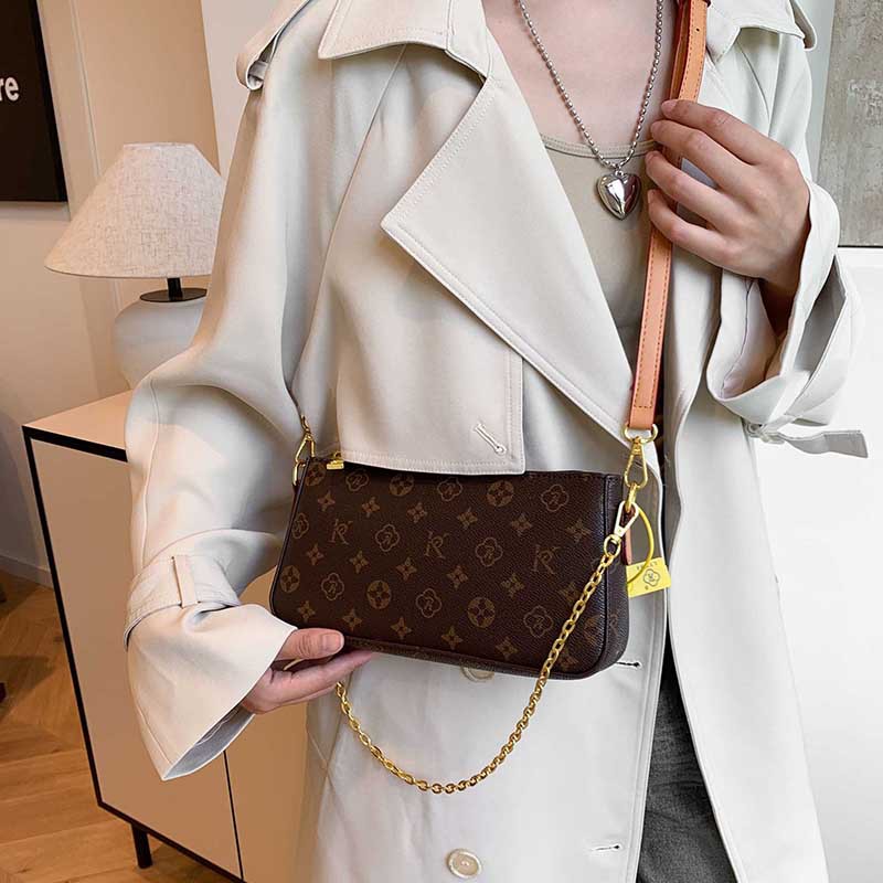 Free delivery designer bags Large capacity tote bag women retro armpit bag commuting handbag shoulder bag Nylon