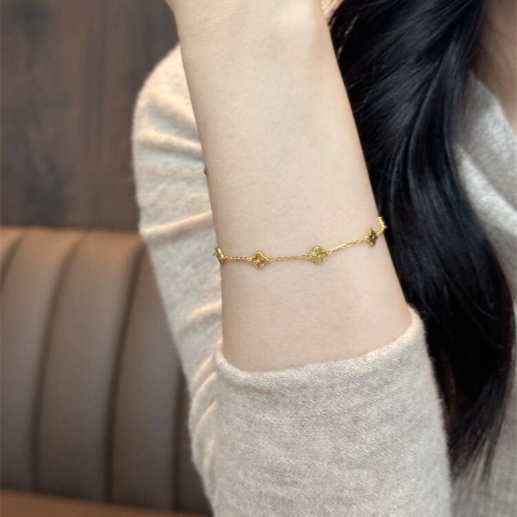 New Chinese Style Laser Lucky Four-Leaf Clover Bracelet for Women, Vintage Exquisite High-End Feel Bracelet, Niche Design Jewelry