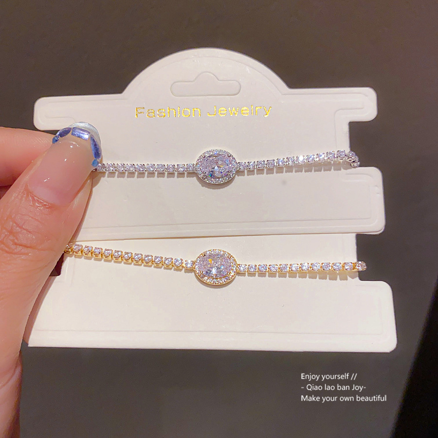 Silver - Toned Bracelet With Oval - Shaped Sparkly Crystal, Pave Diamond - Like Accents Delicate Daily & Elegant Jewelry Gift For Her High - Quality A