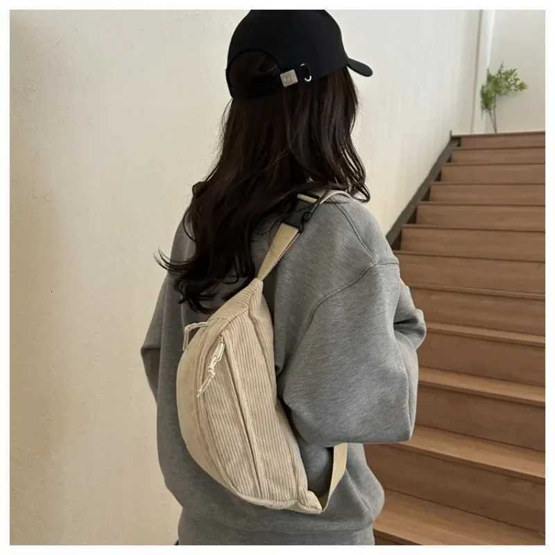 Corduroy Women Waist Bag Canvas Student Shoulder Crossbody Chest Bag 2024 Fanny Pack Fashion Phone Banana Female Bum Belt Bags Z250911