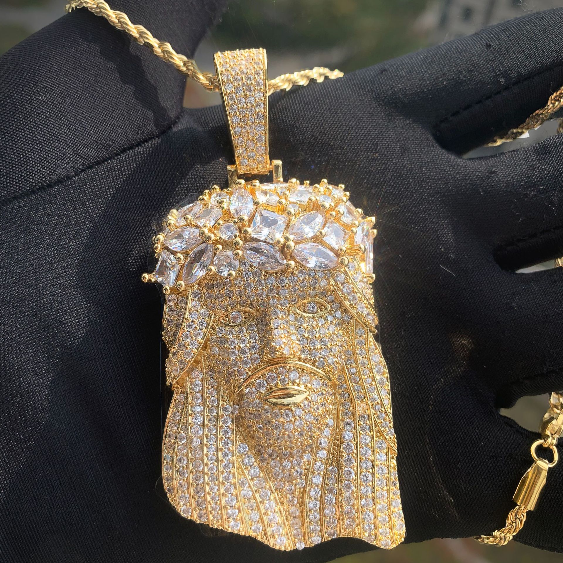 Vintage Hip Hop Jesus Pendant Necklace 5A Zircon Real Gold Plated Religious Jewelry