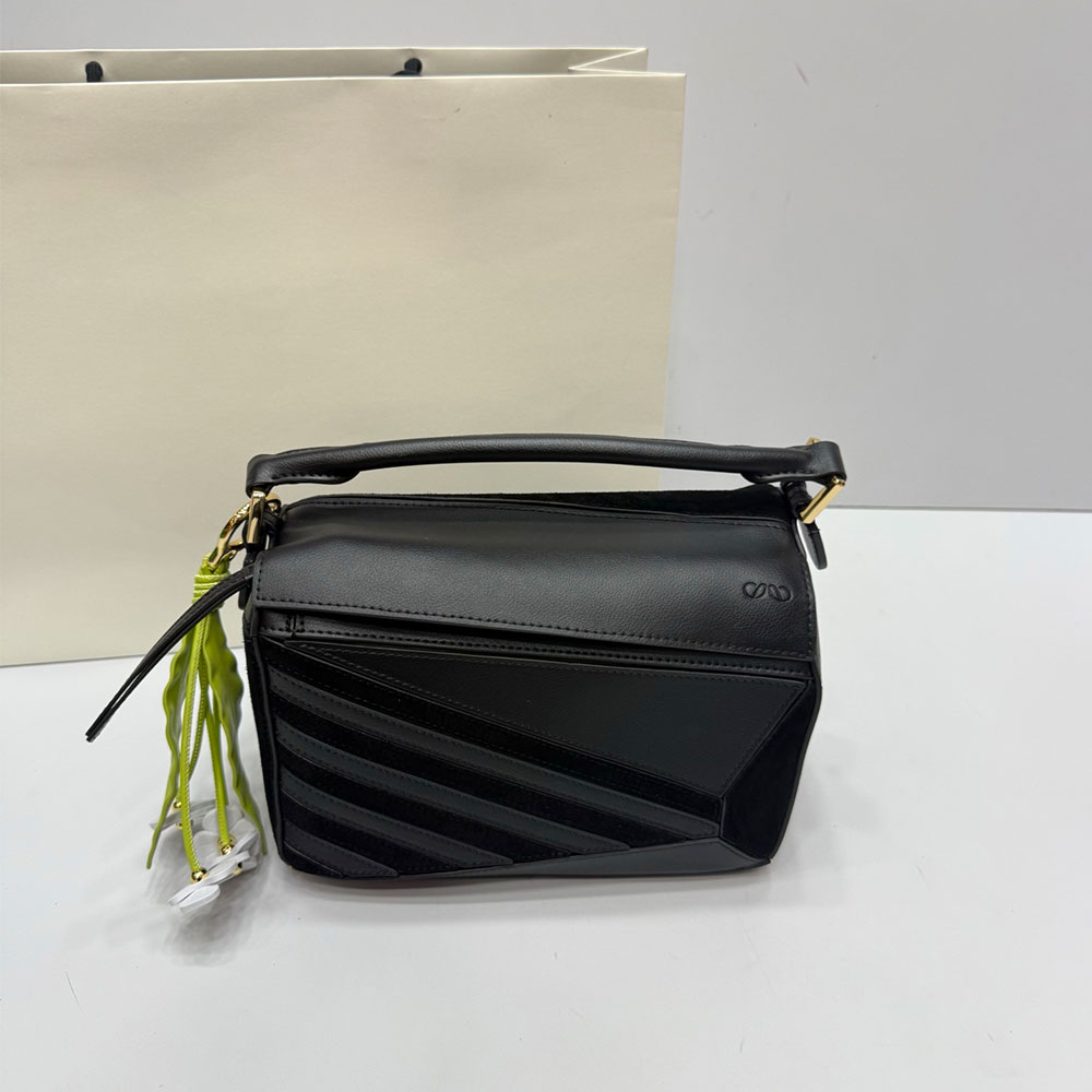 designer bag Fashion , size 24cm, Puzzle cowhide with frosted leather handbag + Decorative items
