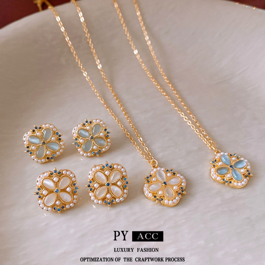 Luxury Brand Designer Jewelry Silver Needle Inlaid Diamond Pearl Flower Earrings Necklace Light Luxury High-End Clavicle Chain Fashion Versatile Jewel