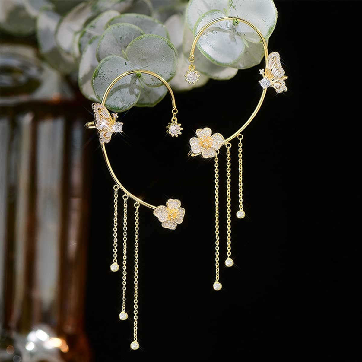 2 Pairs Dainty Silver Butterfly Ear Cuffs Wraps for Women Non Piercing Bling Butterfly Tassel Style Zircon Earrings Ear Clips Bridal Wedding JewelryW2