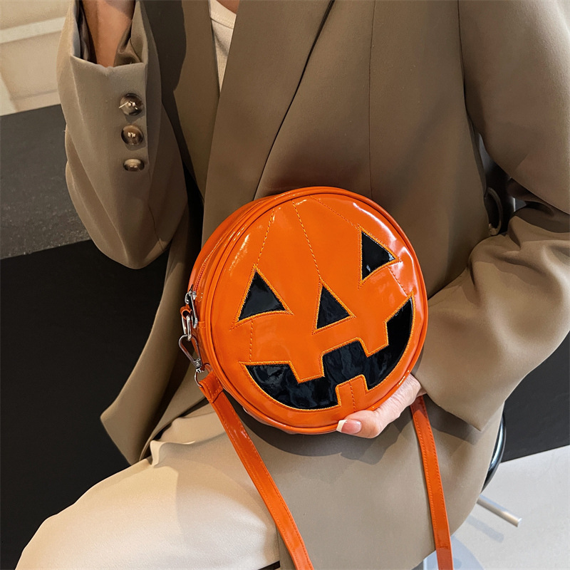 Halloween new fashion, light luxury, niche design, versatile trend, Halloween pumpkin women's small round bag designer bag