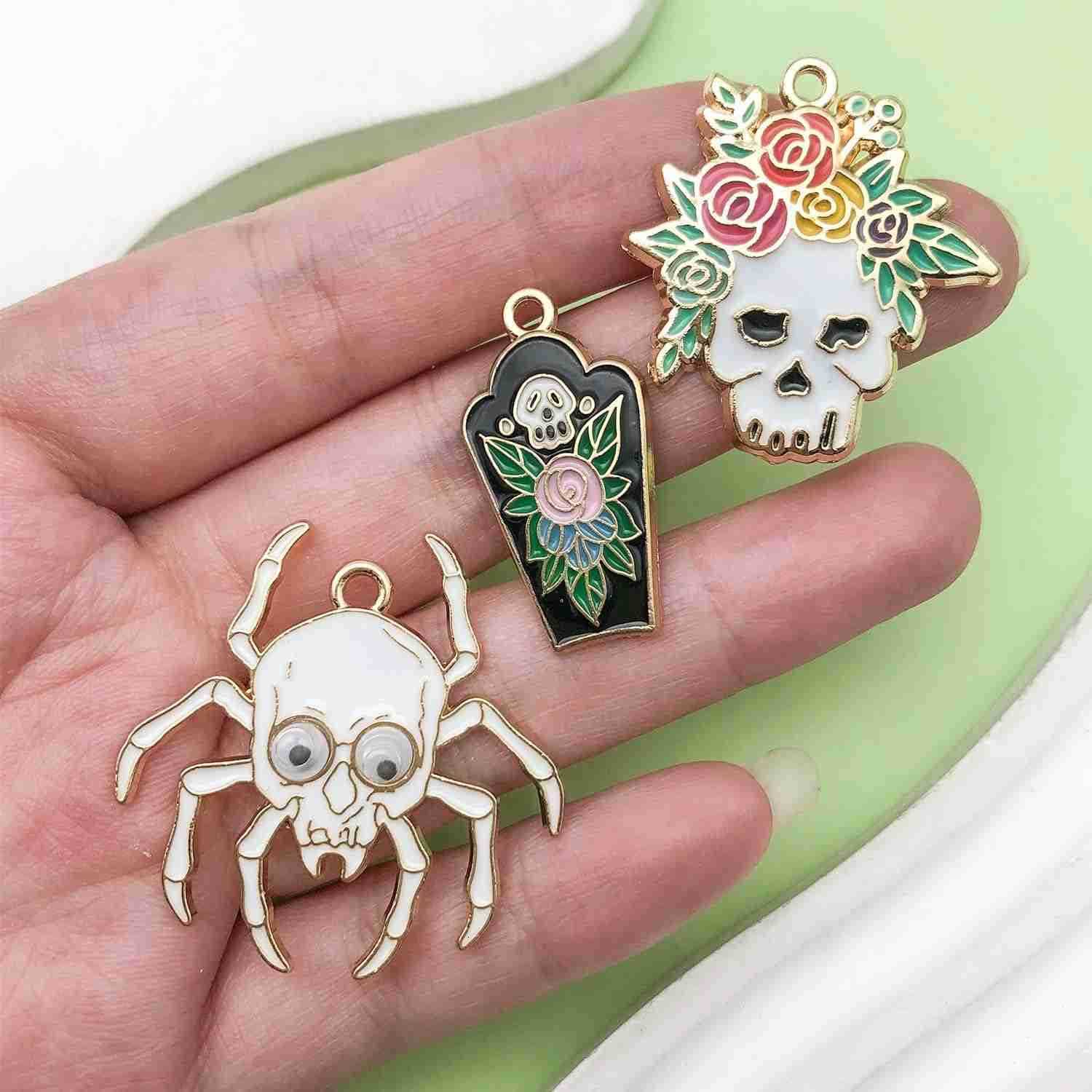 24pcs Halloween Butterfly Spider Charms for Jewelry Making Gothic Charms Assorted Designs s Necklaces Earrings Halloween Party Decoration GiftsW250911