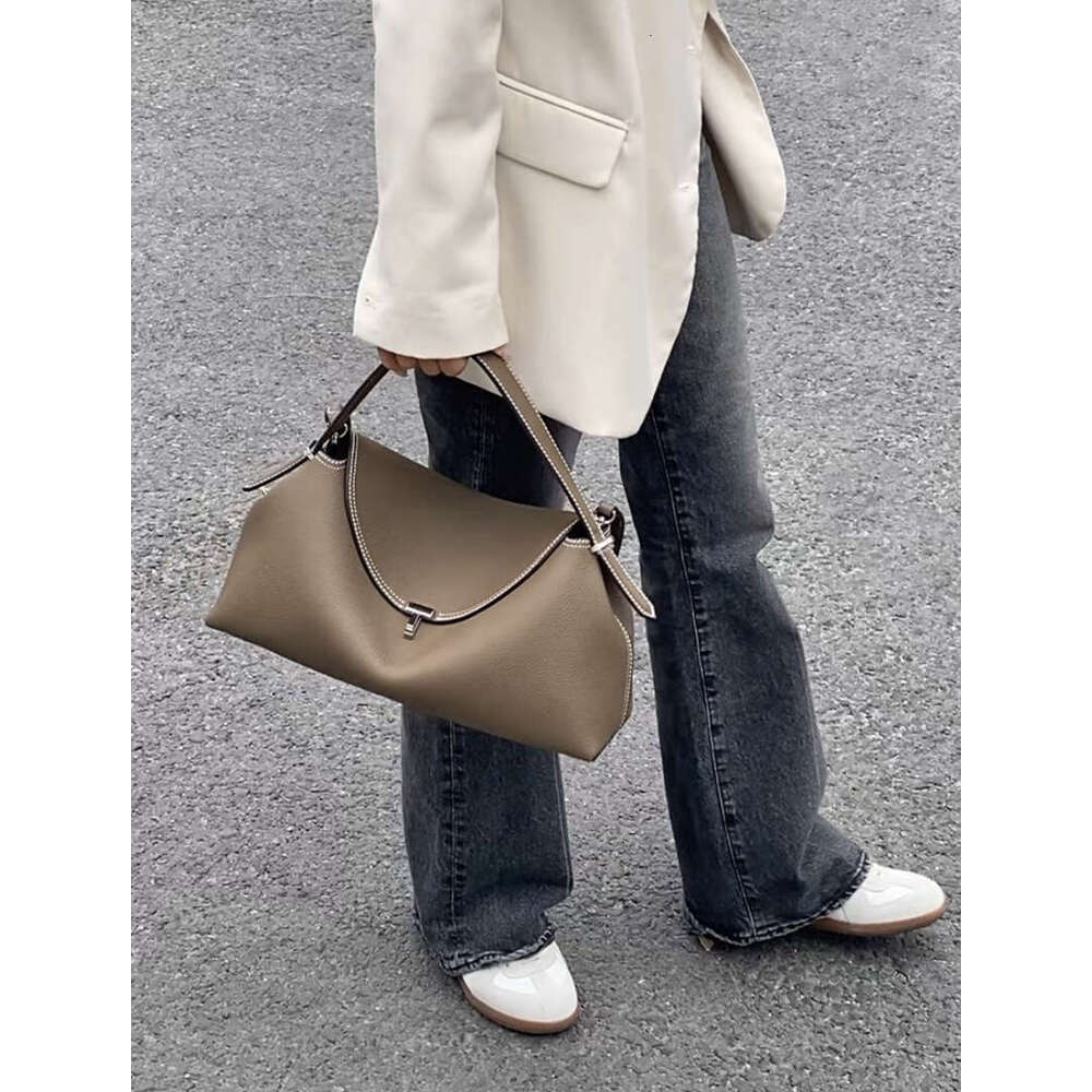 Designer Bag Tote Bag Shoulder Bag Swedish Niche High Quality Crossbody Handbag Versatile Fashion Light Luxury Cowhide Shoulder Commuter Women S Bag