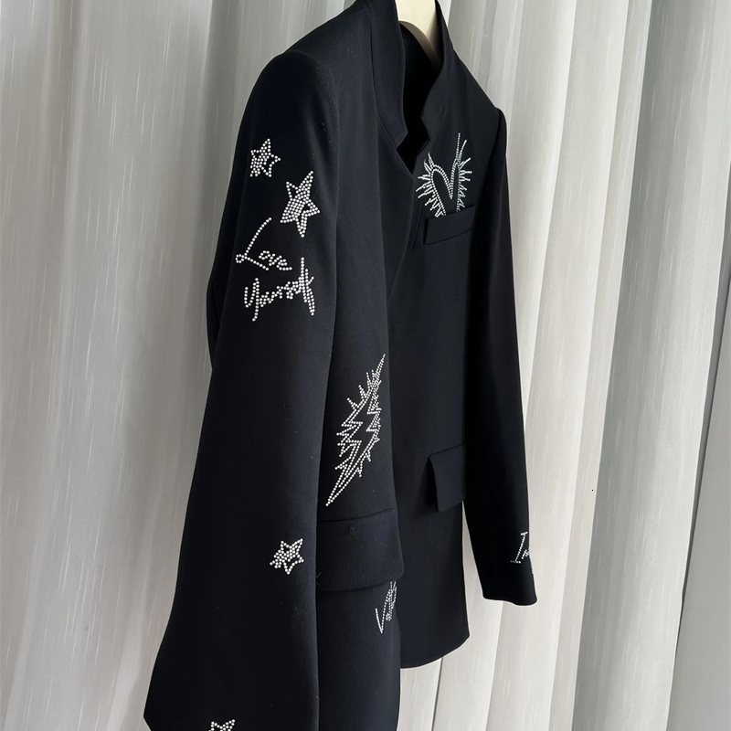 Women Stand Collar Coat Letter Stars HeartShaped Rhinestone Fashion Simple Early Spring Female Blazer 250910