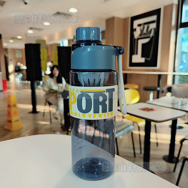 New Portable Plastic Water Cup Large Capacity High Temperature Resistant Leakproof Drinking Cup Summer Student Handy Cup H250911