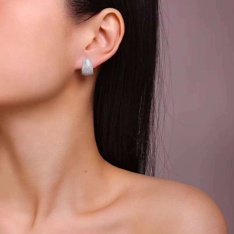 Sterling Sier Fine Dangle Earrings Elegant Fashionable Jewelry Non-Fading Ear Hooks High-End Moissanite Hot-Selling