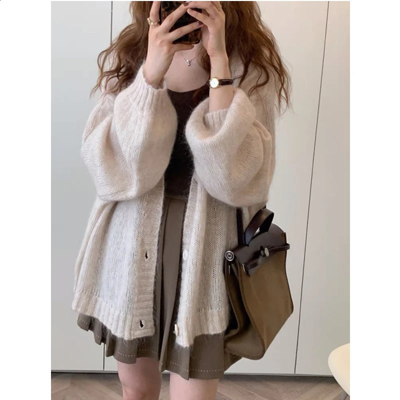 Autumn and Winter Womens Solid Color Cardigan Sweater Fashion Casual Singlebreasted Lantern Sleeve Jacket 250911