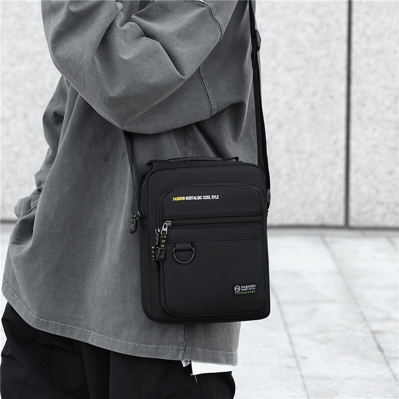 Luxury Free Shipping Bag Simple Commuter Men S Designer Bag Handbag Large Capacity Outdoor Casual Travel Crossbody Bag Versatile Business Travel Shoul