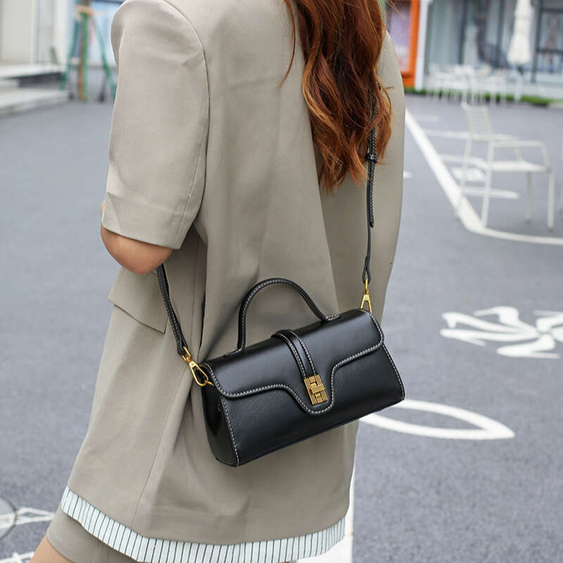 Genuine Leather for Women New Niche High-end Sense Women's Light Luxury Cambridge Handbag Crossbody Small Bag