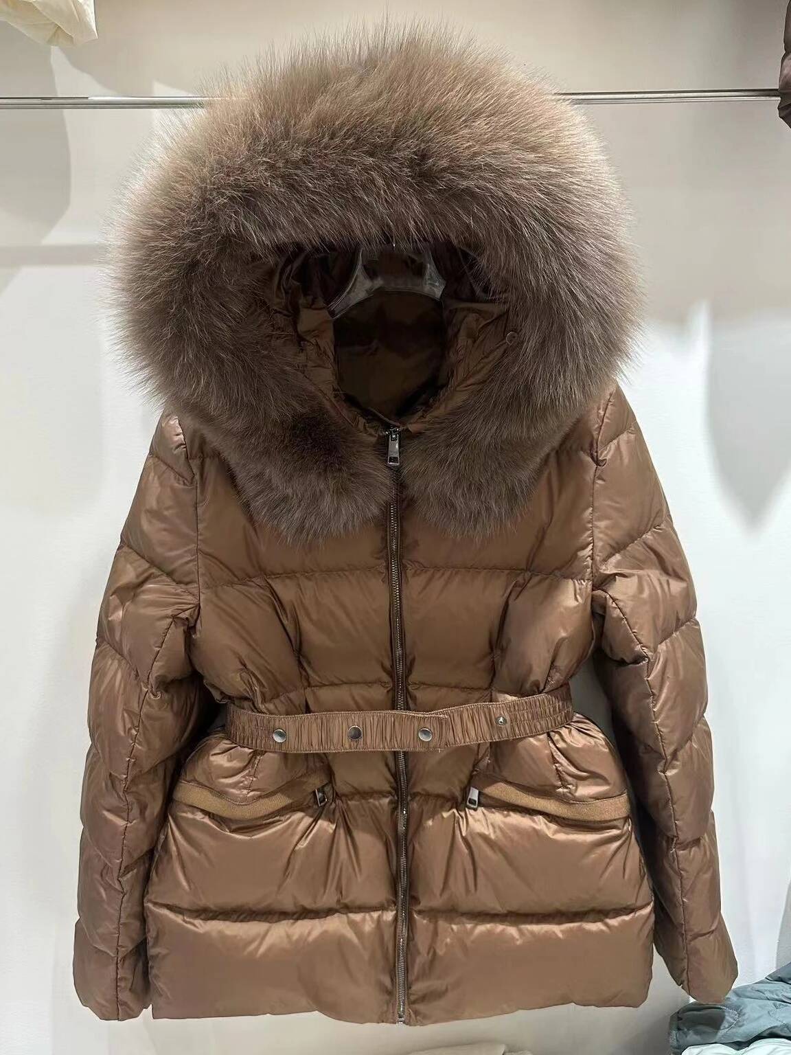 ort Puffer Jaet Women's White Du down Thiened Waist-Cinching Large Fur Collar Hooded Coat Winter Outerwear