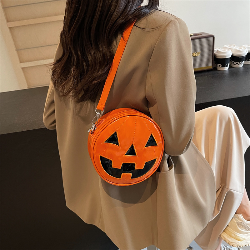 Halloween New leisure Fashionable Pumpkin Bag with Personalized and niche Design, Trendy Candy Bag, Women's Shoulder Bag, Designer Bag