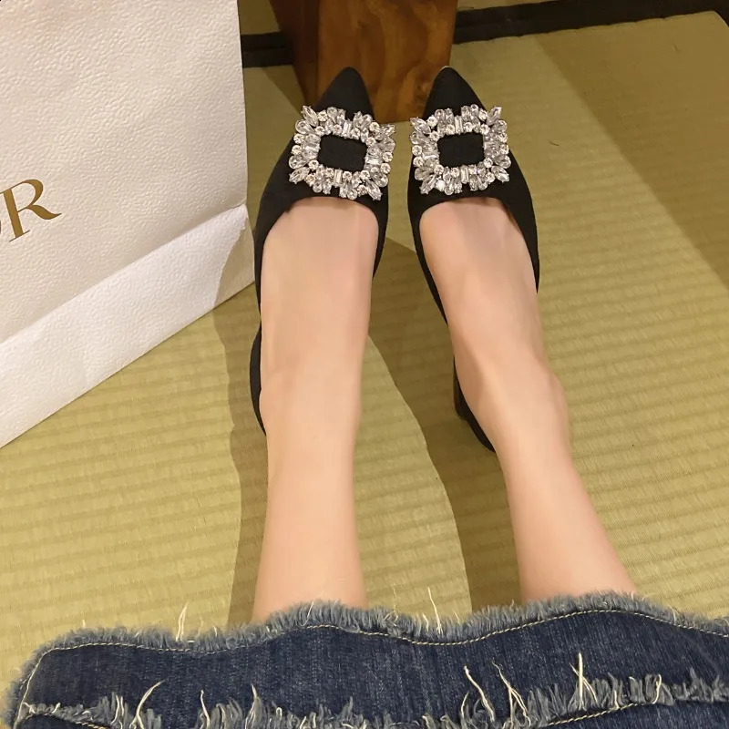 Summer sexy pointedtoe highheeled sandals with fashionable square fasteners elegant and comfortable largesize womens shoes 250911