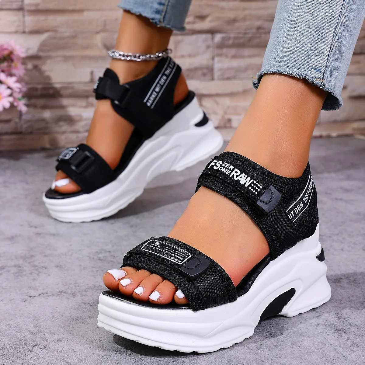 Women Platform Wedge Sandals Summer Fashion Comfortable Shoes for Women Light Casual Beach Sandals Zapatos De Mujer250910
