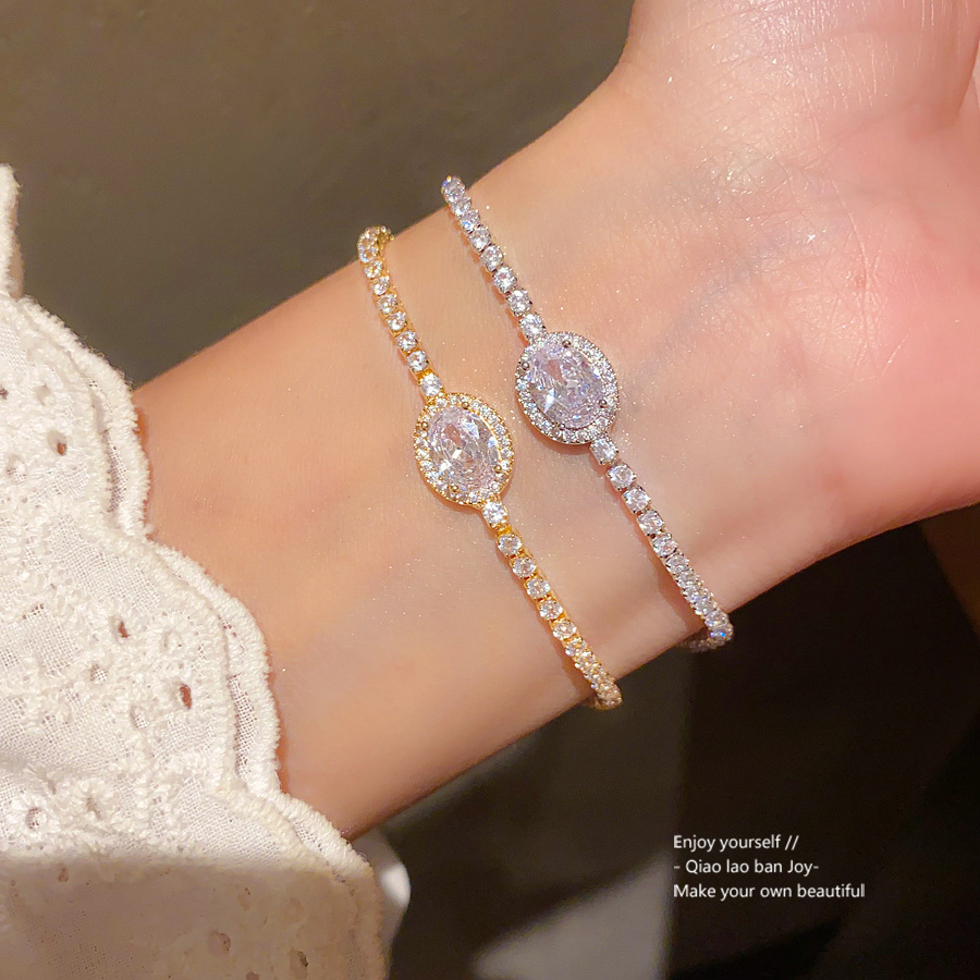 Silver - Toned Bracelet With Oval - Shaped Sparkly Crystal, Pave Diamond - Like Accents Delicate Daily & Elegant Jewelry Gift For Her High - Quality A