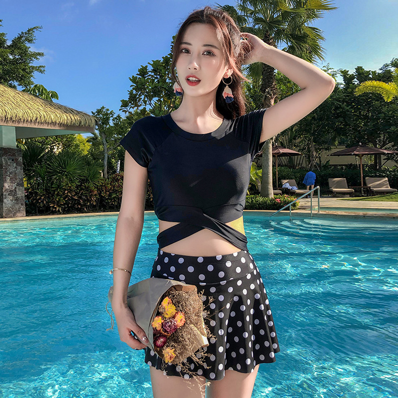 Women's Conservative Two-Piece with Boxer Shorts Anti-Exposure Sports Short Sleeve Student Slimming Hot Spring Swimsuit