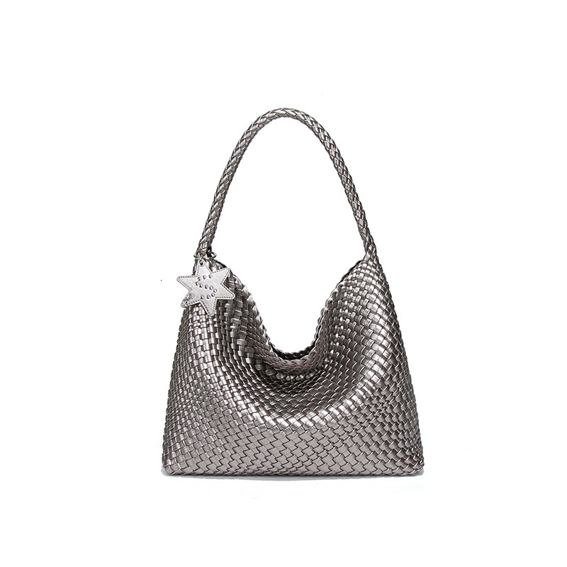 High-end Niche Design Handwoven Large Capacity Tote Casual Lazy Style Shoulder Hanging Commuter Bag