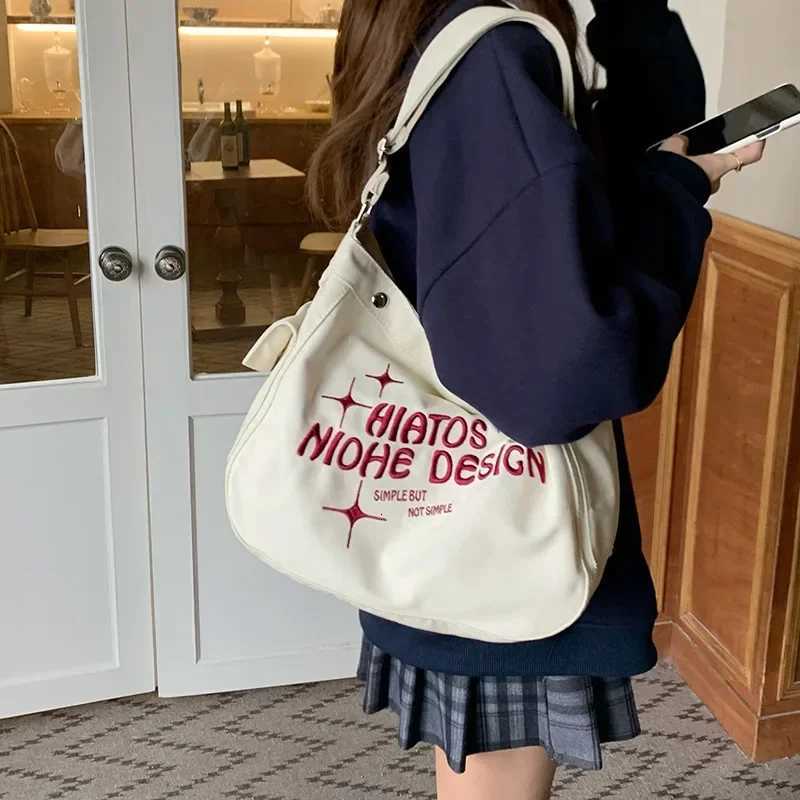 Canvas Bag Womens Crossbody New Style College Student Class Ins Lazy Style Large Capacity Single Shoulder Small Crowdtote Bag W250911