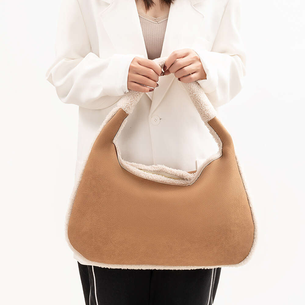 Women's Bag Plush Leather Shoulder Niche Design Women's Commuter Armpit Bag