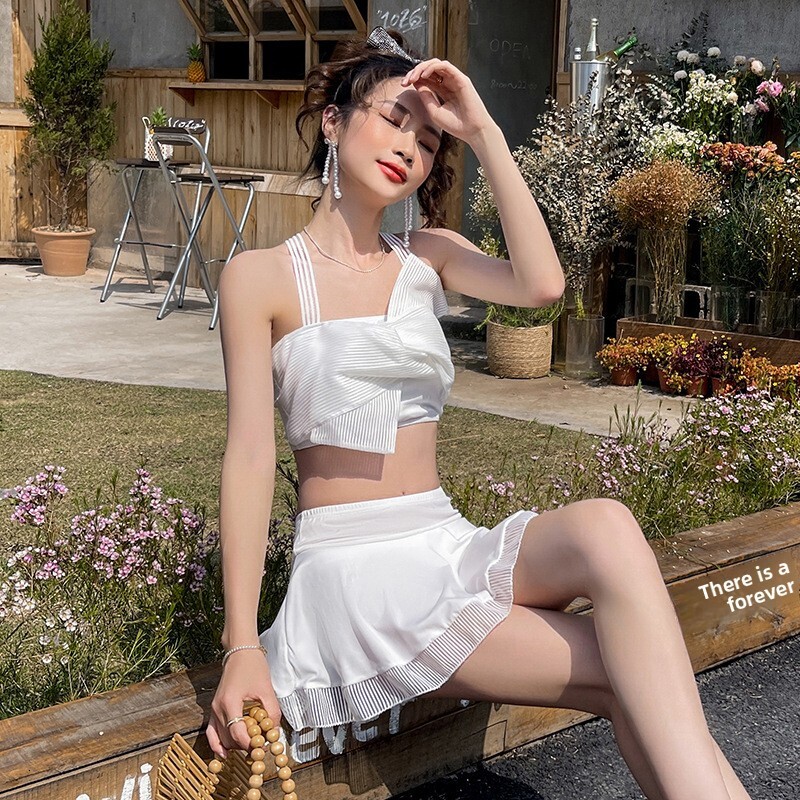 2024 New Two-Piece Skirt Bikini Conservative for Women High-End Slimming Beach Swimsuit