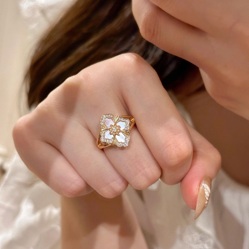 Luxury Brand Designer Jewelry Vintage Second-Hand Light Luxury High-End Pink Mother-Of-Pearl Four-Leaf Clover Ring Palace Style Sweet Versatile Exquis