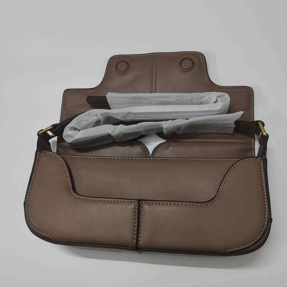 2025 Fashionable One Shoulder Underarm Cowhide Commuting Handbag, Casual And Simple French Stick Bag