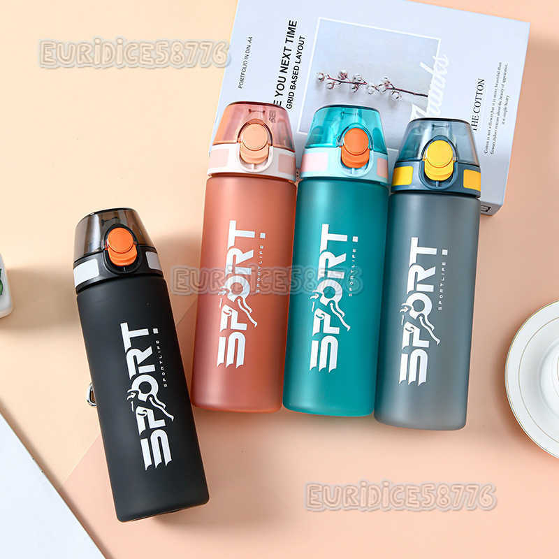 Portable Straw Cup with Flip Lid Fashionable Matte Space Cup Outdoor Hiking Sports Water Bottle Personalized Handy Plastic Cup H250911