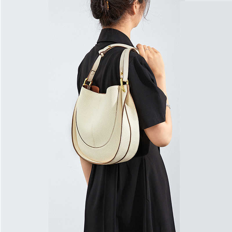 Bags for women 2025 underarm bags, fashionable niche light luxury women's bag design, new trend saddle bag, shoulder messenger bag