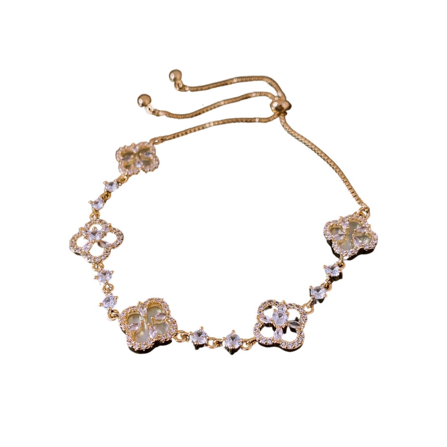 Luxury Brand Designer Jewelry Light Luxury Exquisite Shell Four-Leaf Flower Bracelet For Women, Elegant Micro-Paved Zircon Bracelet, Niche High-End Ve