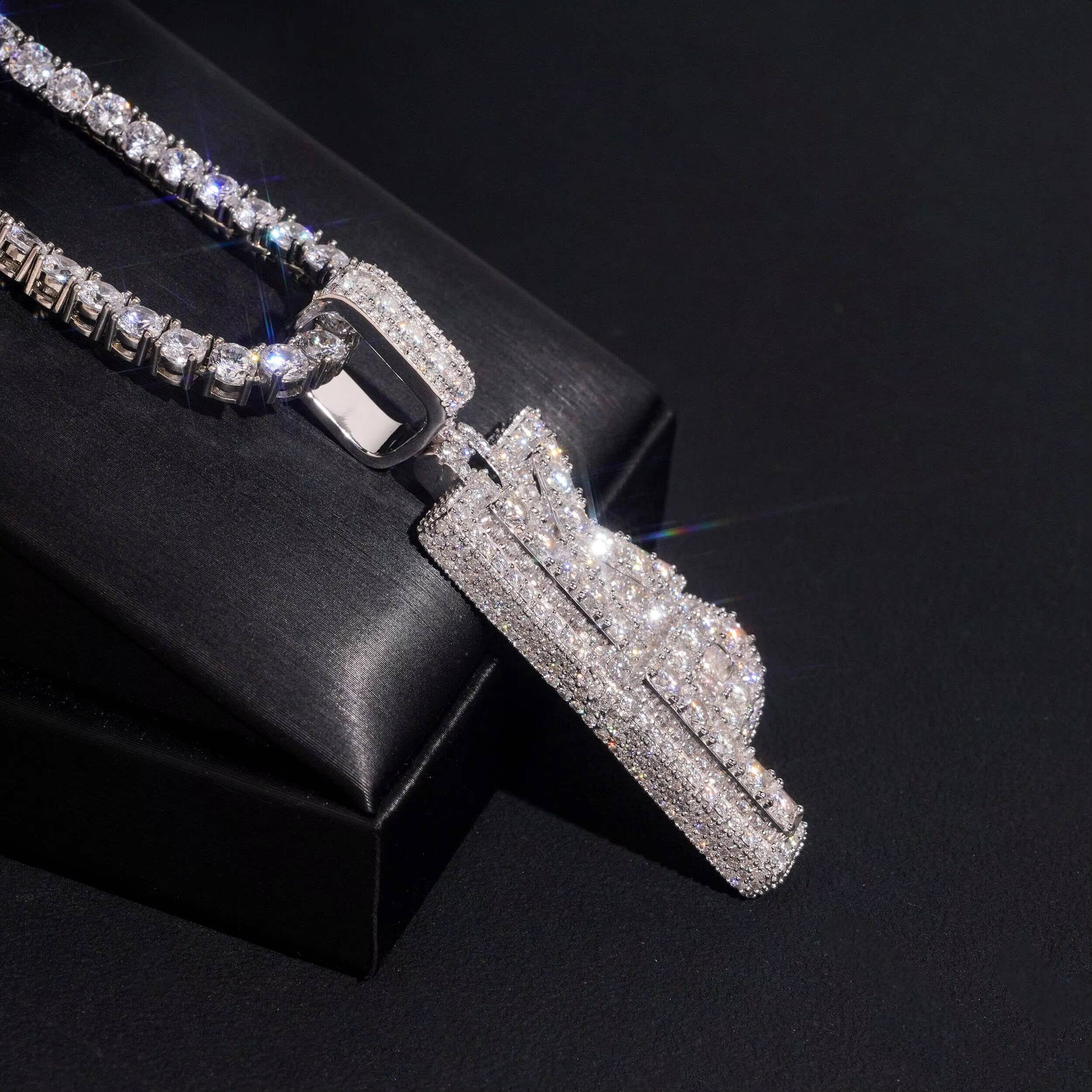 Iced Out Buss Down 925 Silver VVS Moissanite Diamond Vertical Name Letter Pendant Custom Pendant