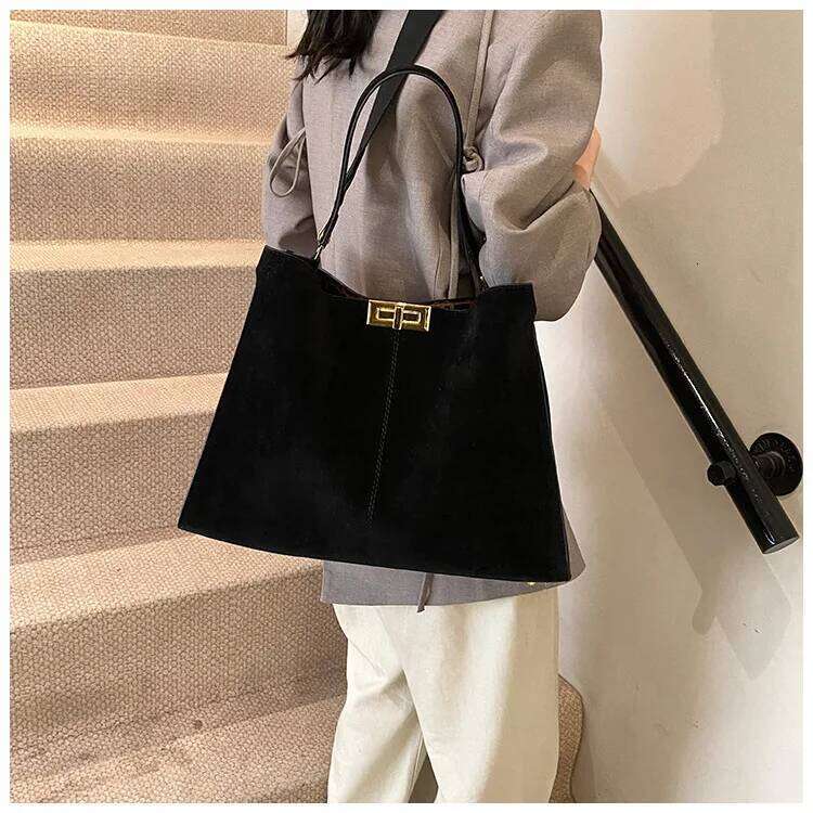 Designer Lock PU Leather And Faux Suede Patchwork Women's Handbag Retro Crossbody Bag Bucket Tote 2024 Winter New Trendy