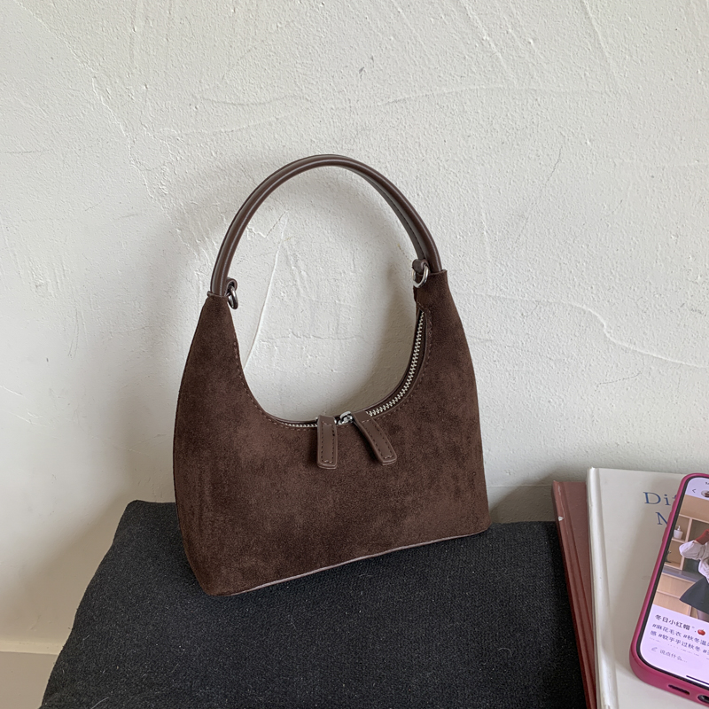 Fashionable shoulder bag with simple design, daily multifunctional durability, small square shape, high-end elegance, classic bag, luxurious party sho