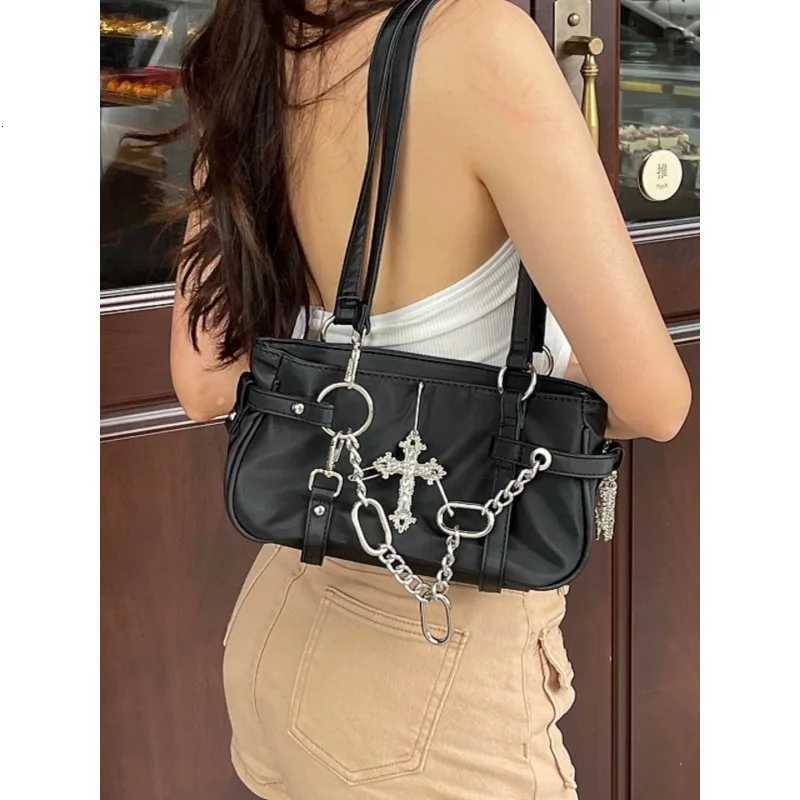 Vintage Spice Girls Y2k Women Handbags Punk Trendy Biker Chain Cross Shoulder Bag Ladies Underarm Tote Bag W250911