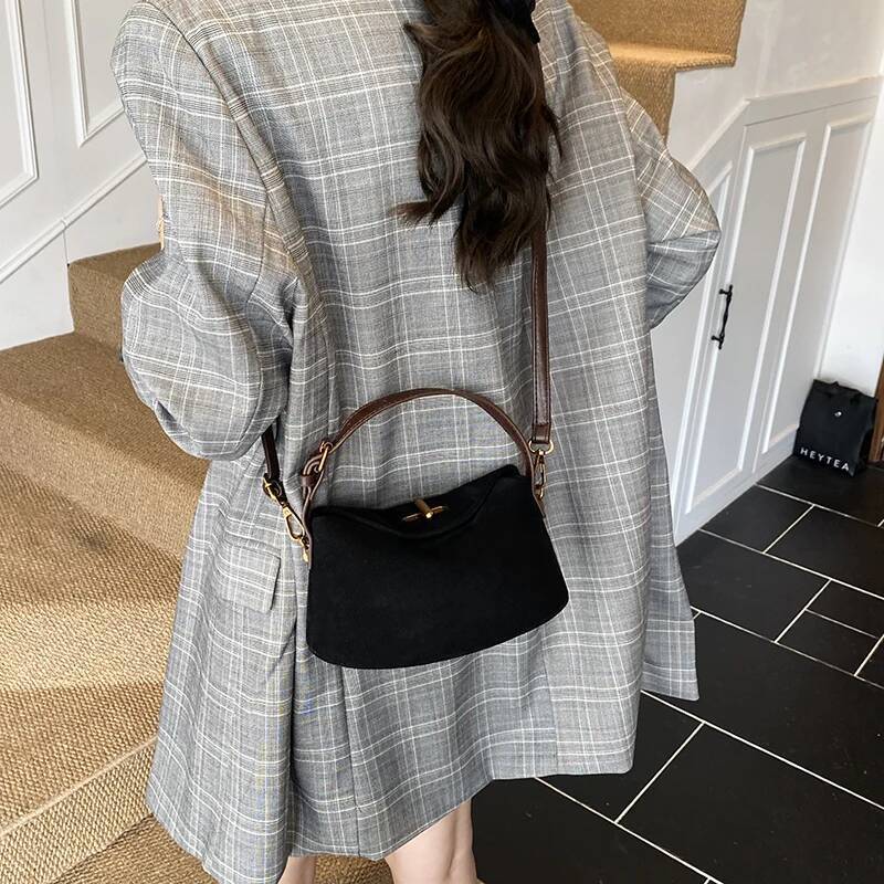 New Suede Crossbody Bag Retro Shoulder Bag Multi functional Fashion Korean Bucket Bag Simple Handbag Fashion Solid Color Designer Bag