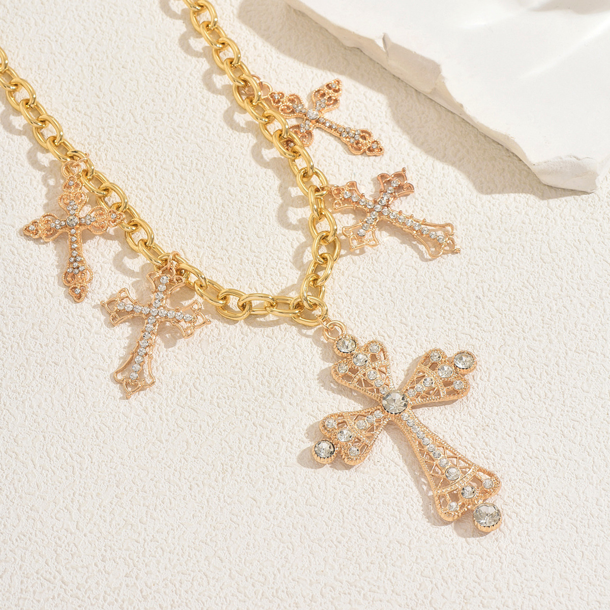Luxury Brand Designer Jewelry European And American New Women's Necklace Geometric Cross Inlaid With Diamonds Design Pendant Collarbone Chain Ver