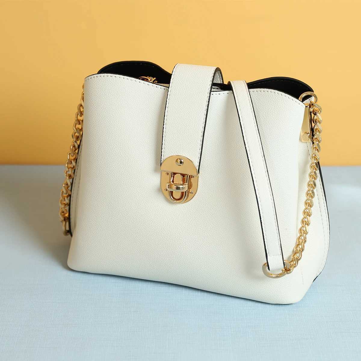 Fashion AFKOMST Woman Shoulder Bag Design Elegant Lady Crossbody Bags CT35729 Z250911