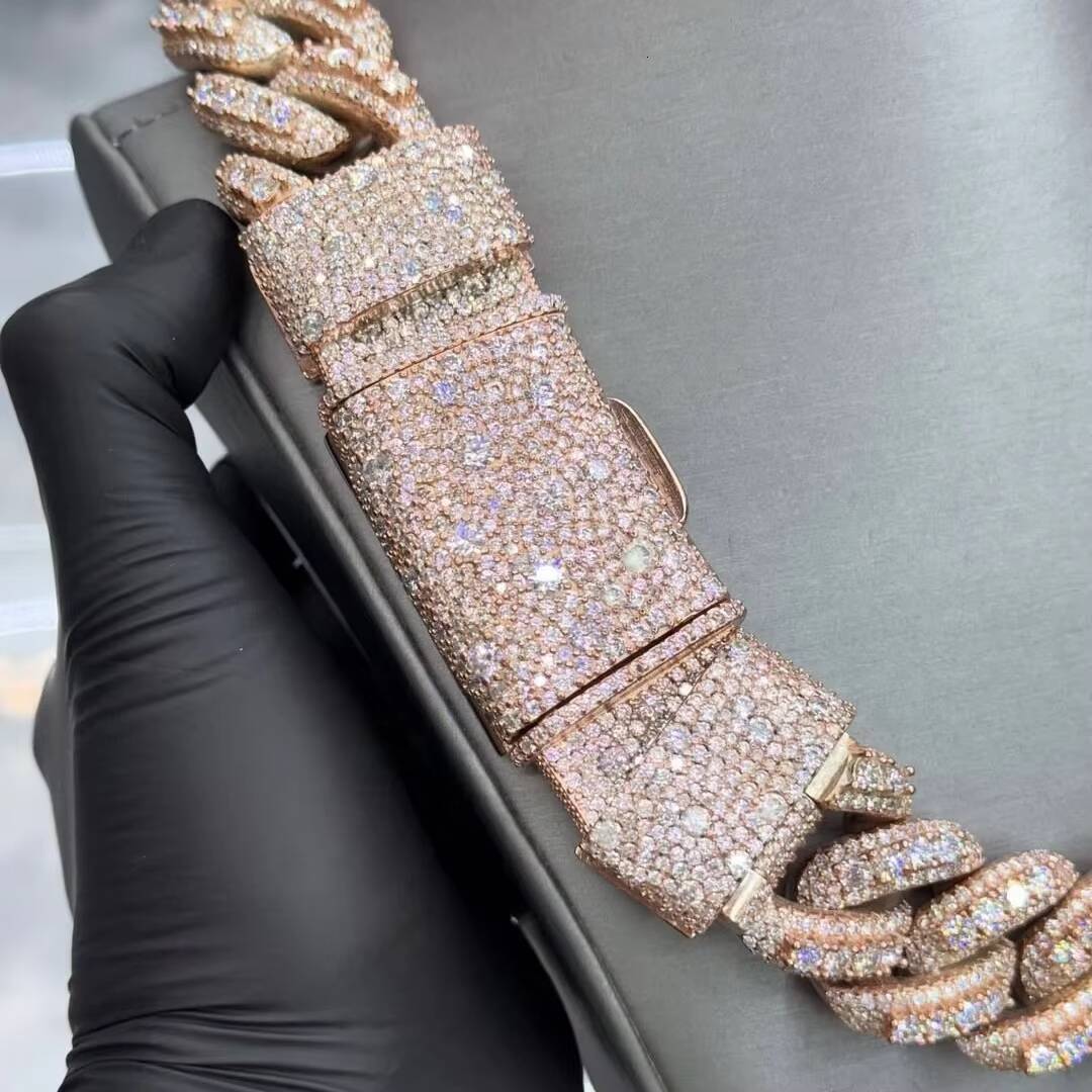 New Arrival VVS Moissanite Rose Gold 28MM Mosaic Lock Three Rows Raised Stone Cuban Link Chain Necklace