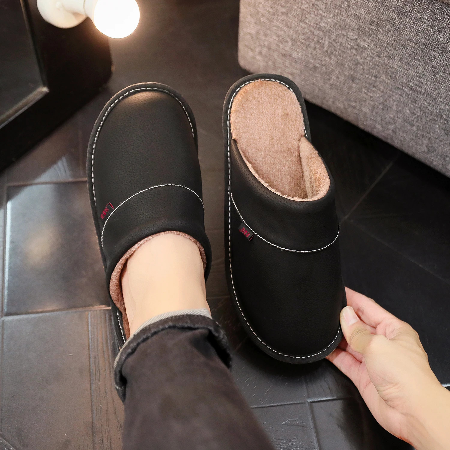 large Mens Slippers for Winter with Warm Footbed Nonslip Sole Comfortable Fuzzy Soft Mens Warm Fleece Cozy Slides250906